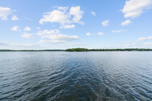 24-web-or-mls-26751 Fremont Dr-24.jpg