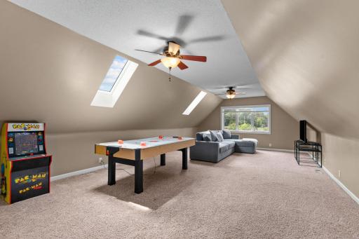71-web-or-mls-26751 Fremont Dr-71.jpg
