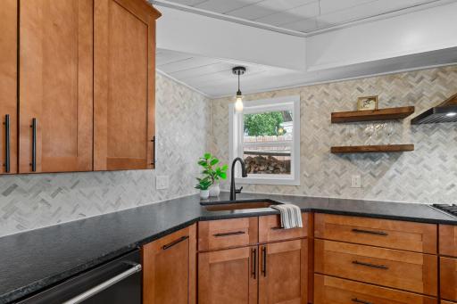 60-web-or-mls-26751 Fremont Dr-60.jpg