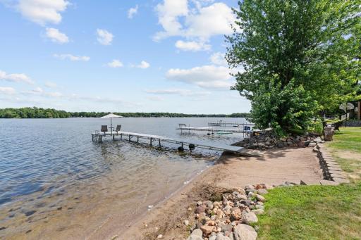 20-web-or-mls-26751 Fremont Dr-20.jpg