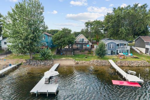 41-web-or-mls-26751 Fremont Dr-41.jpg
