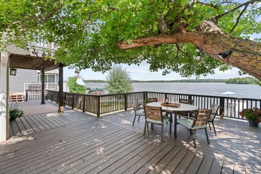 10-web-or-mls-26751 Fremont Dr-10.jpg