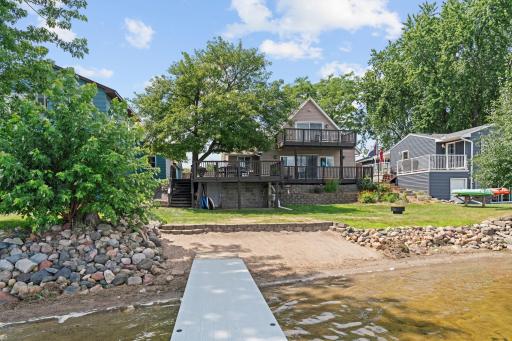 25-web-or-mls-26751 Fremont Dr-25.jpg