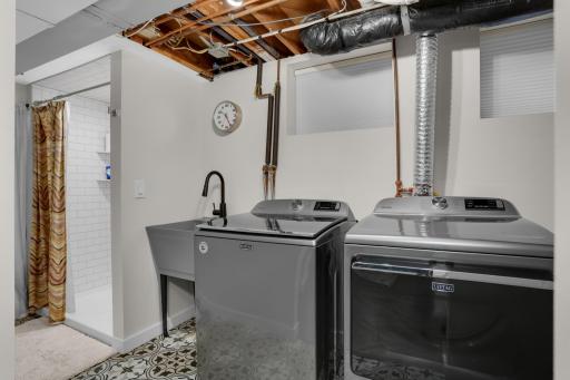 Laundry/Shower Room
