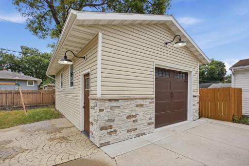 2013 7th Street N, Fargo, ND 58102