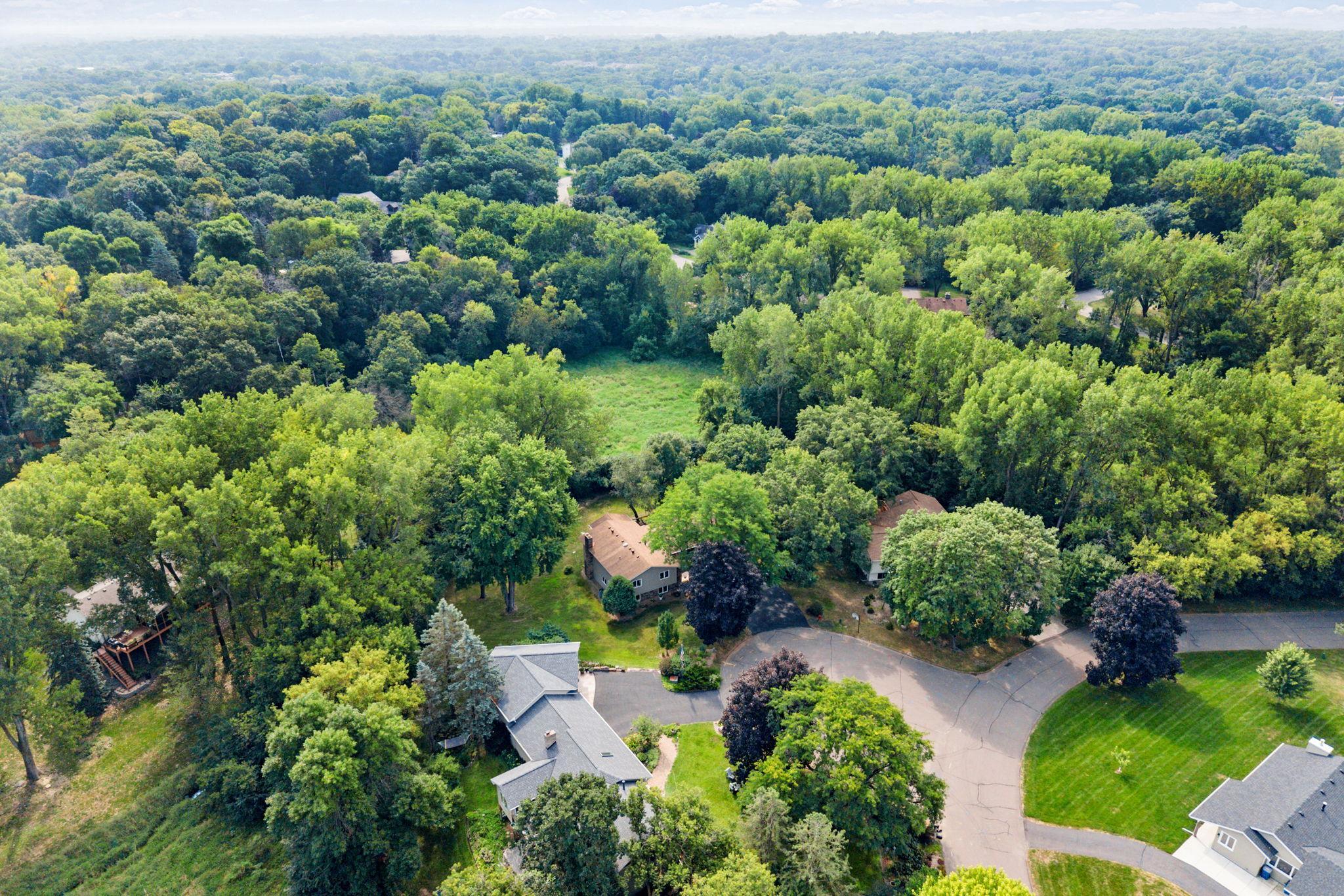 Minnetonka, where that sense of nature and privacy comes with the convenience of being close to everyday shopping, dining, parks, trails and access to several incredible school options!
