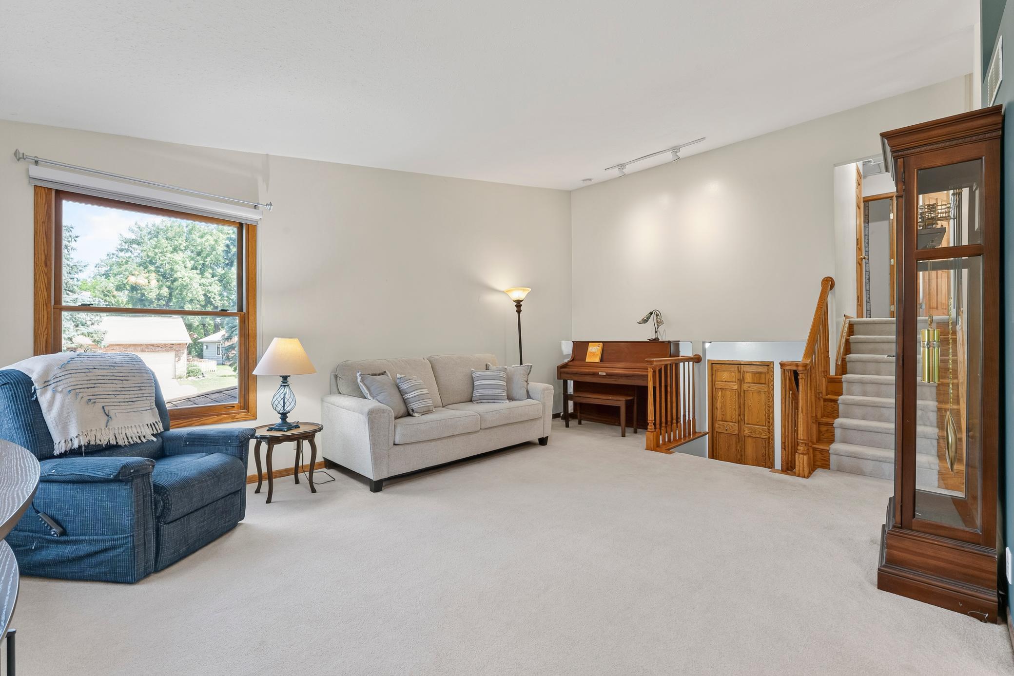 Mainfloow living room.jpg