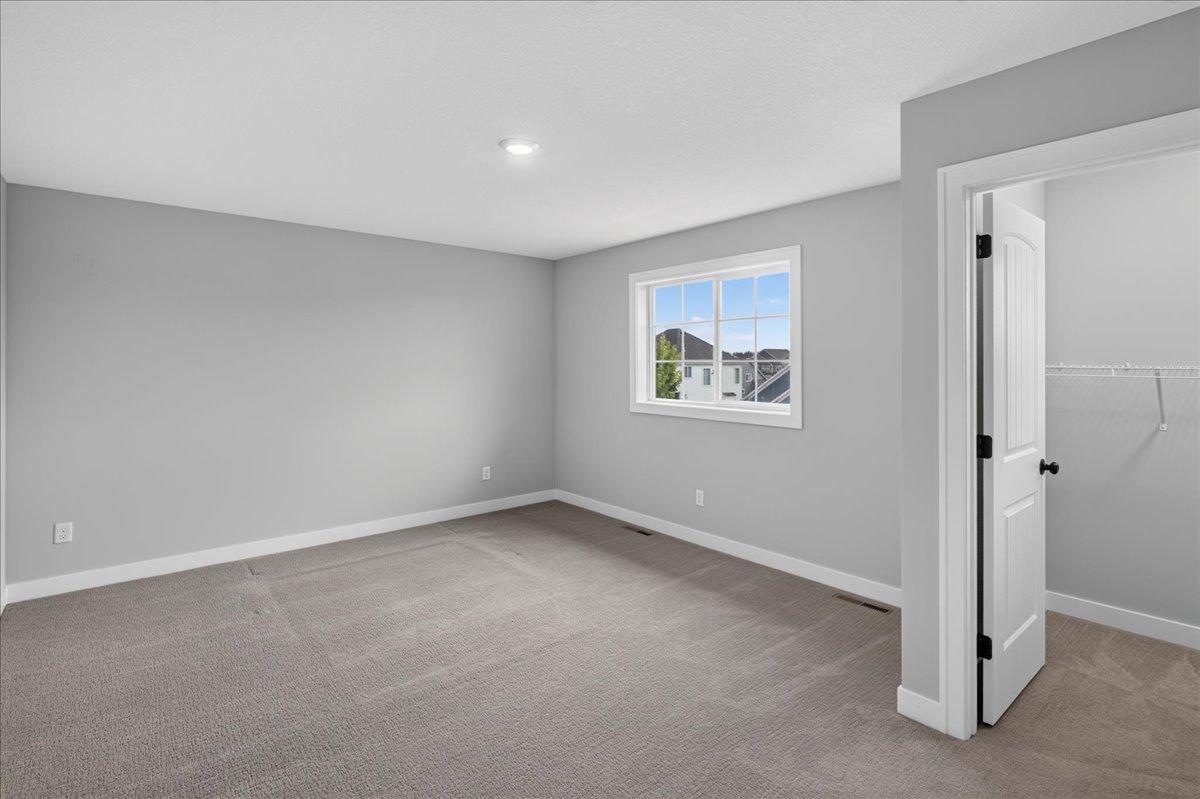 Second frond bedroom w/walk-in that is adjacent to jack/jill bath