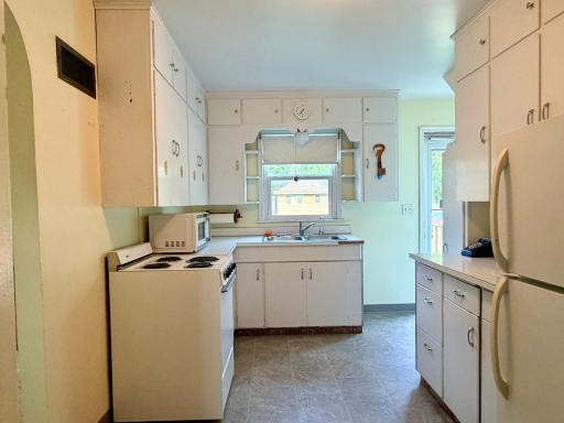 217 Iowa Avenue, Hoffman, MN 56339