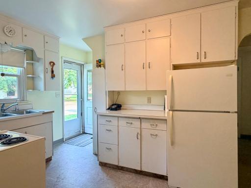 217 Iowa Avenue, Hoffman, MN 56339