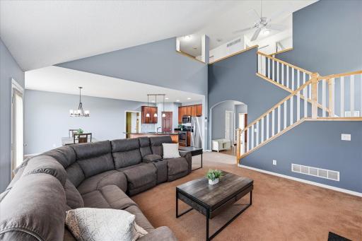 2410 Meadow Drive, Buffalo, MN 55313