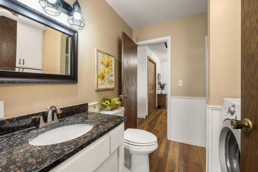 Main level bath