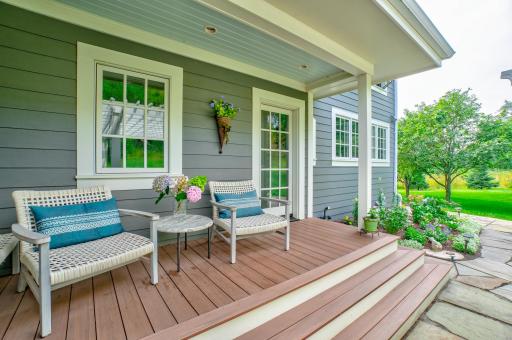 2156 Paris Avenue N, Stillwater, MN 55082