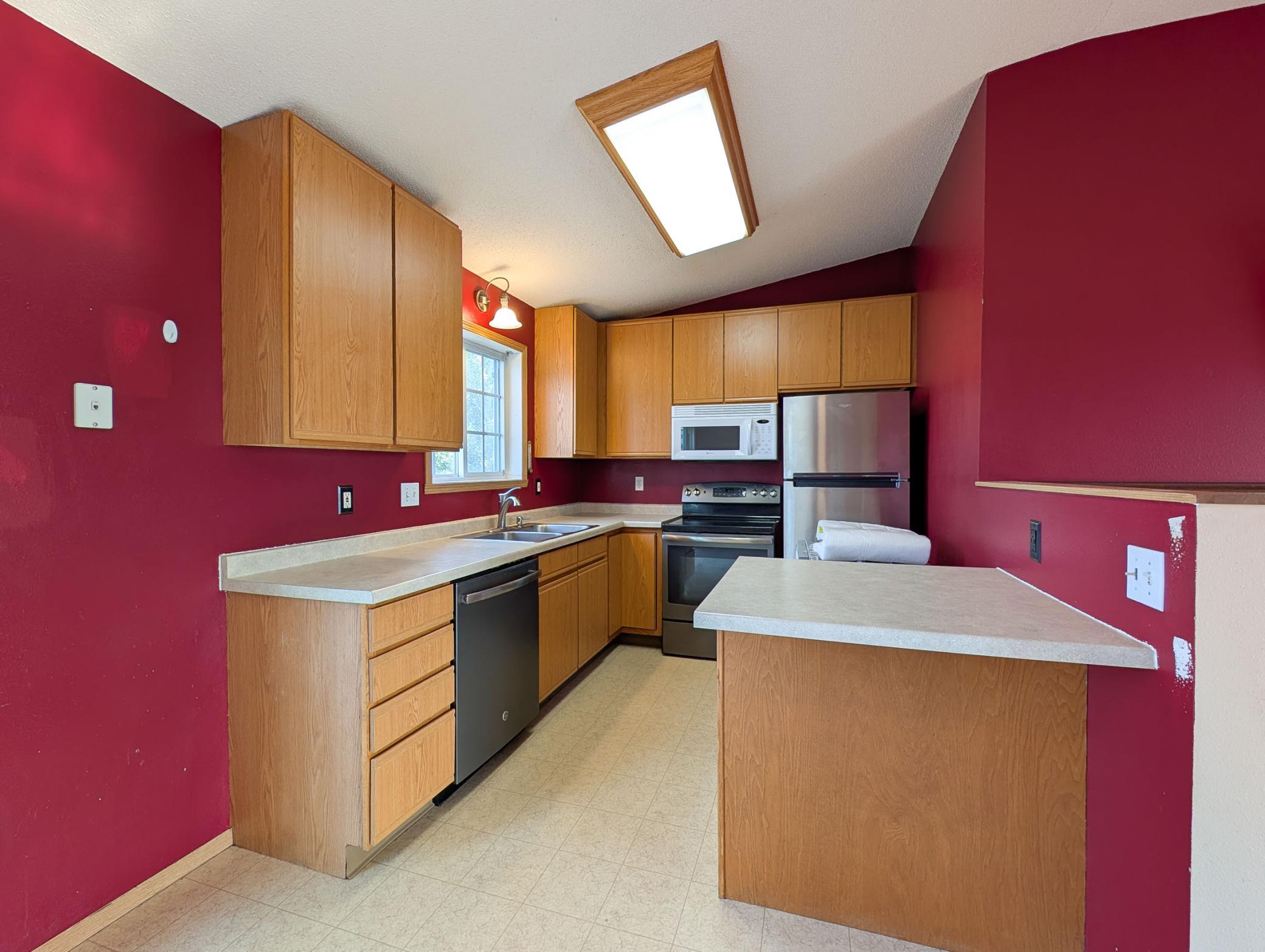 L2P026-1866 12th St E West Fargo.jpg