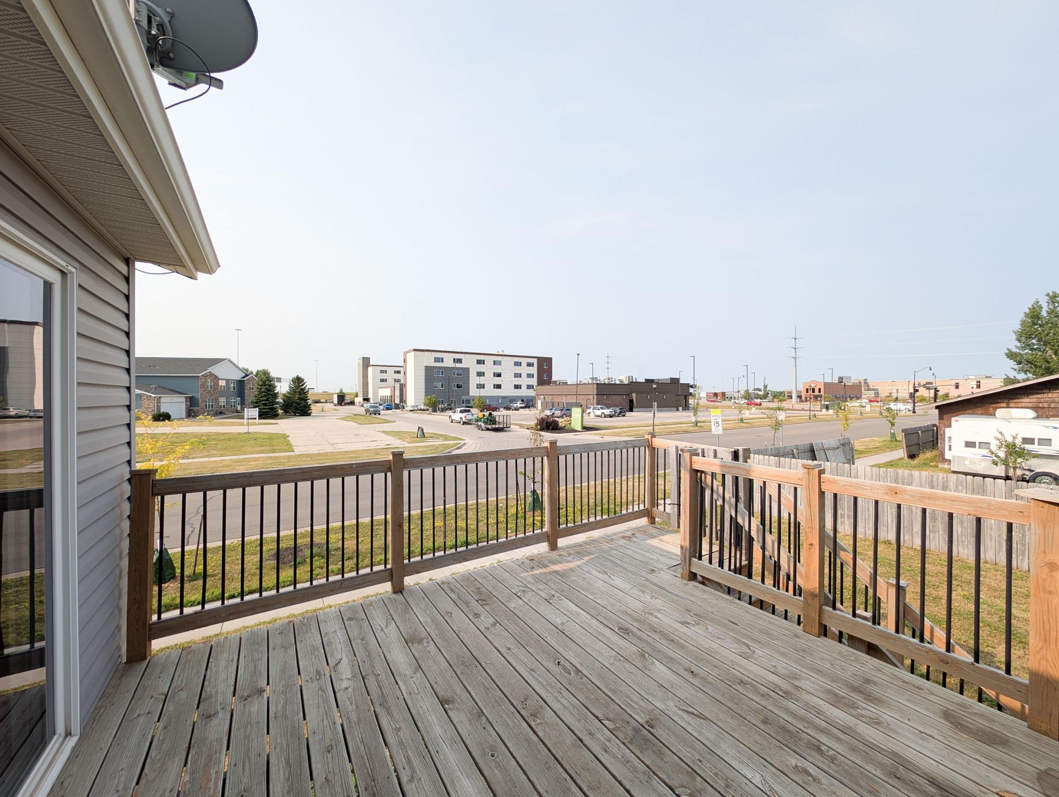 L2P009-1866 12th St E West Fargo.jpg