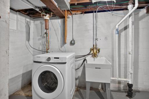 Clean Lower Level - Shared Washer and Dryer with Sink