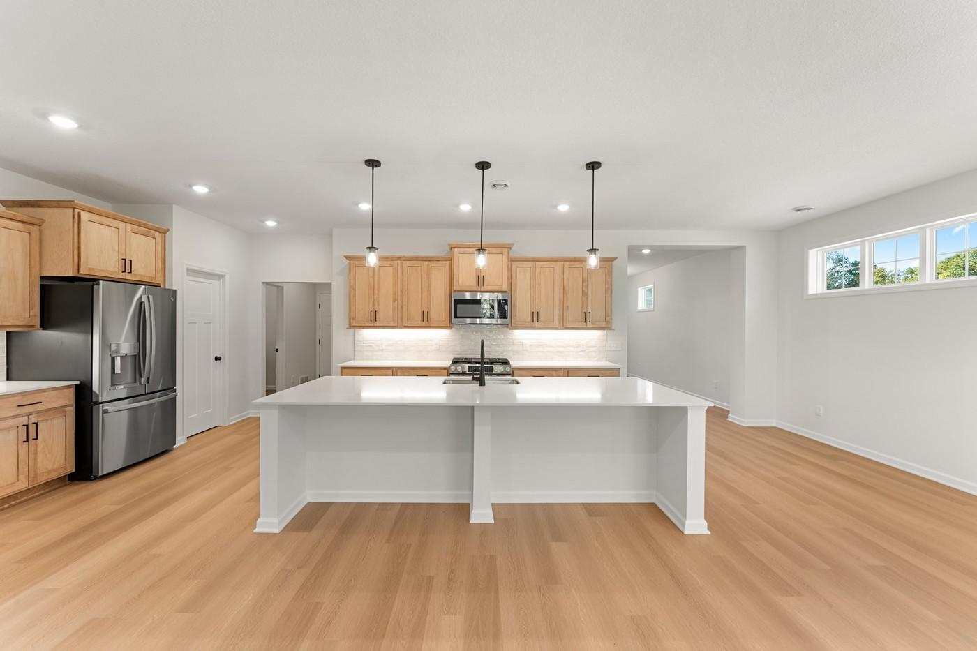 Kitchen - All appliances (Stainless GE) are included!