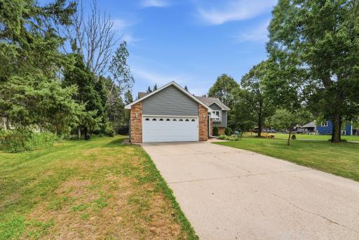 402 8th Avenue N, Sartell, MN 56377