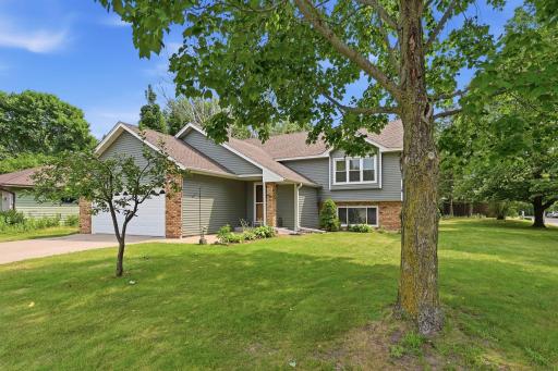 402 8th Avenue N, Sartell, MN 56377