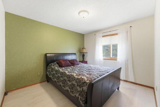 402 8th Avenue N, Sartell, MN 56377