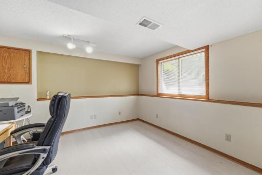 402 8th Avenue N, Sartell, MN 56377