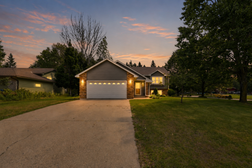 402 8th Avenue N, Sartell, MN 56377
