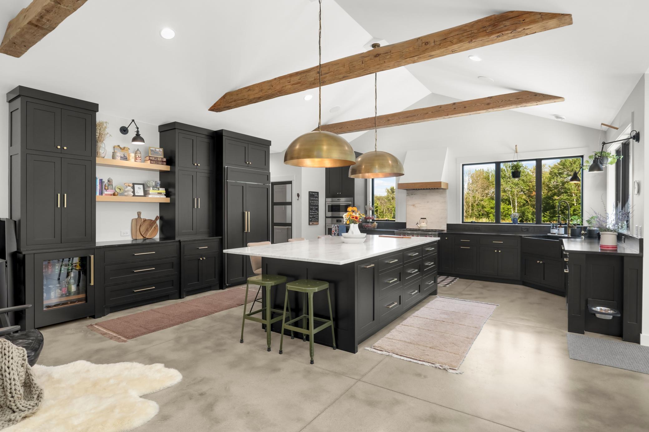 A true showstopper kitchen, one even Joanna and Shea would admire!