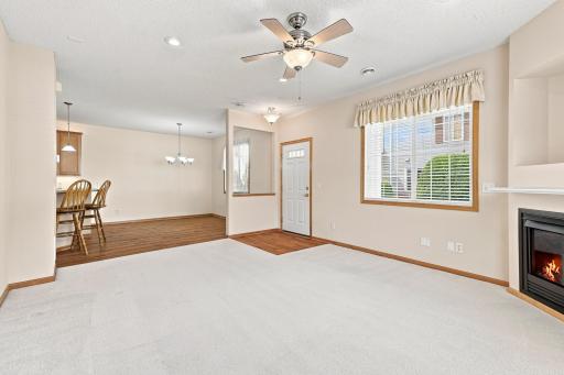 Living Room / Entry / Dining