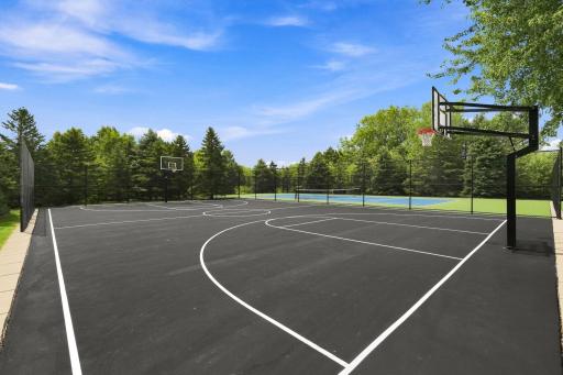 Bailey's Arbor - Basketball Court