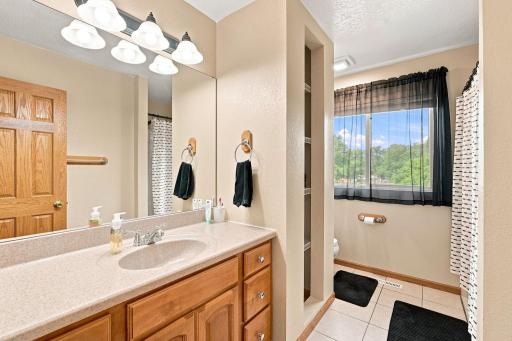 28-web-or-mls-A7404477.jpg