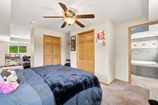 15-web-or-mls-A7404407.jpg