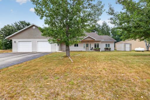 Spacious 2700+ sq ft patio home!