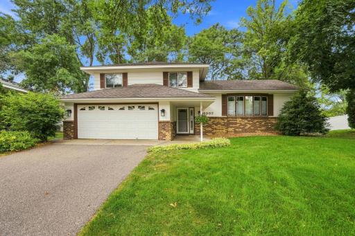 6207 Edgemont Boulevard N, Brooklyn Park, MN 55428