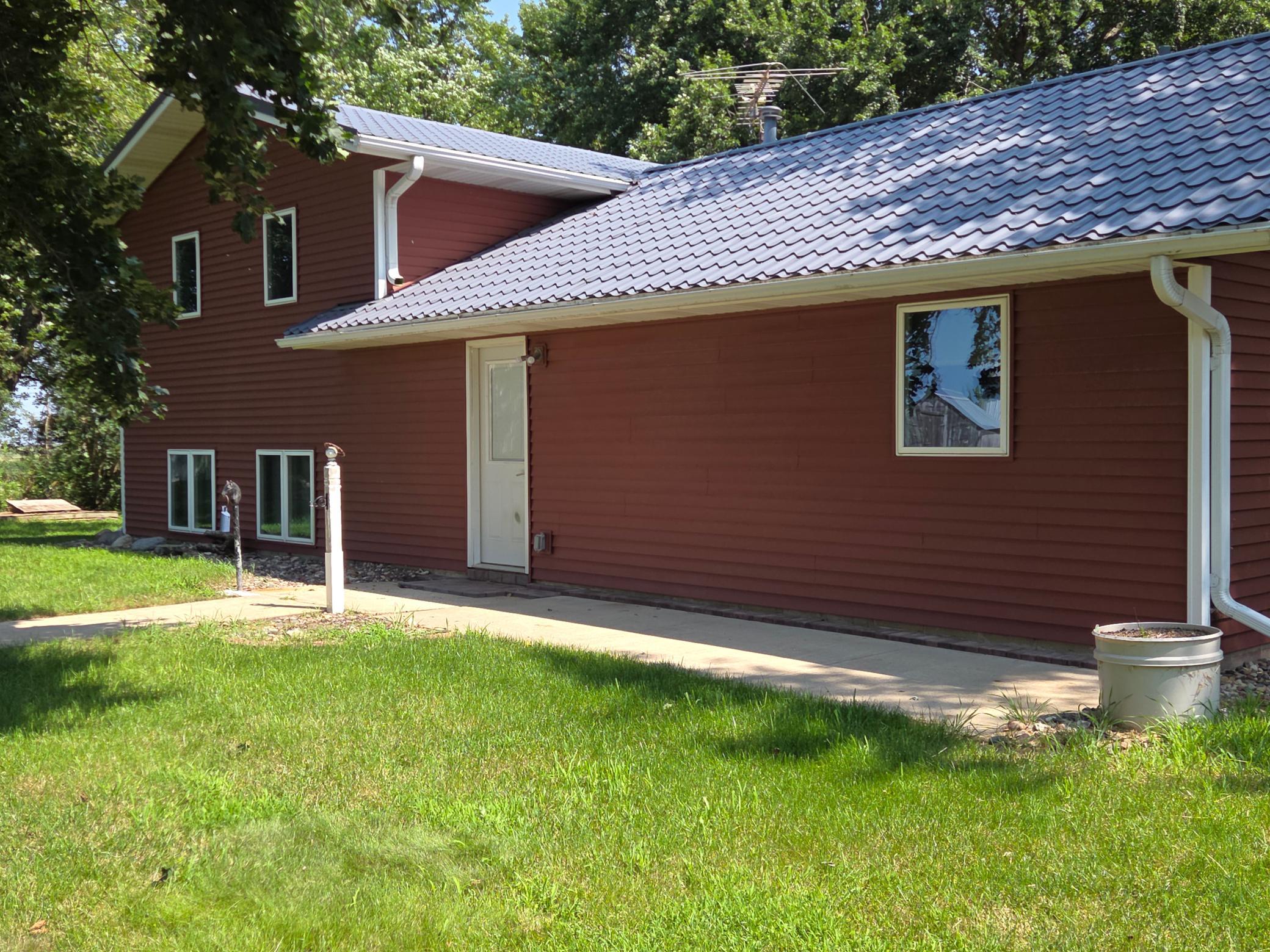 1105 80TH ST SE (32).jpg