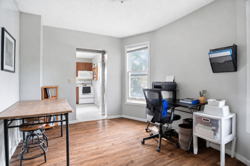 3129 Clinton Avenue, Minneapolis, MN 55408