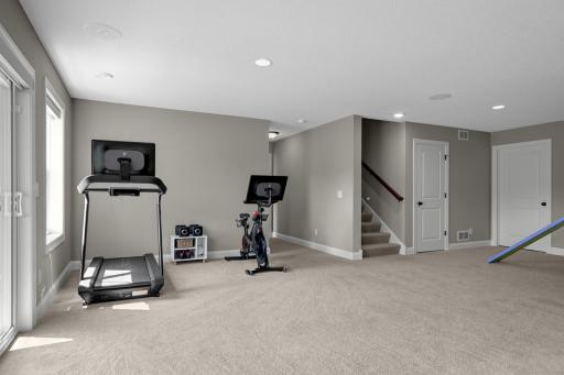 4690 165th Street W, Lakeville, MN 55044