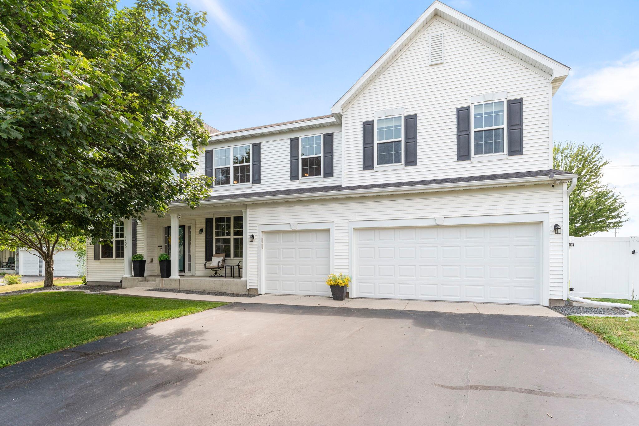 Welcome to this stunning six-bedroom, four-bathroom home nestled in a highly sought-after Saint Michael neighborhood within the STMA School District.