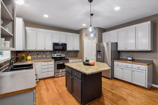 848 Bridle Creek Lane, Jordan, MN 55352