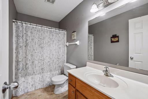 848 Bridle Creek Lane, Jordan, MN 55352