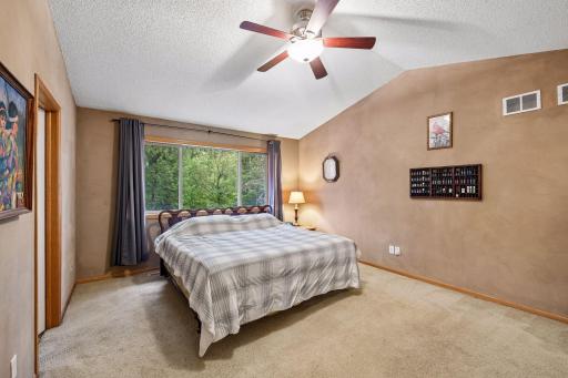 848 Bridle Creek Lane, Jordan, MN 55352