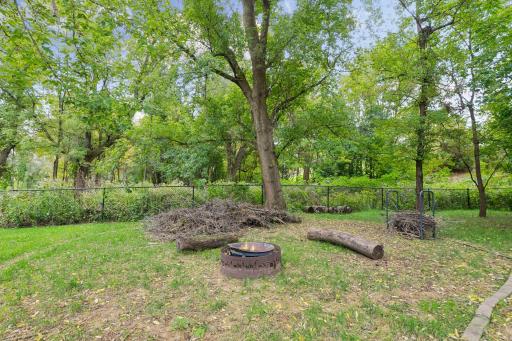 848 Bridle Creek Lane, Jordan, MN 55352