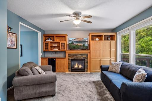 848 Bridle Creek Lane, Jordan, MN 55352