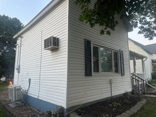 Side Outside View 2