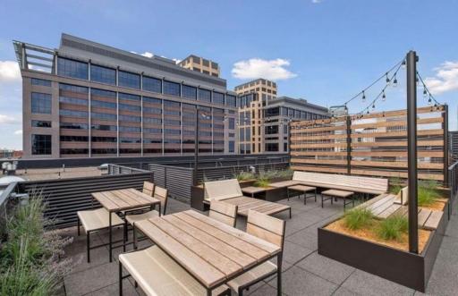 250 Park Avenue, 712, Minneapolis, MN 55415