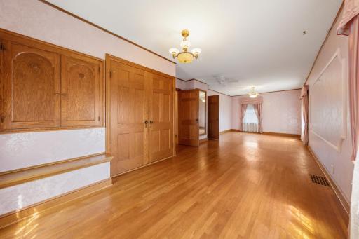 851 450th Street, Kenyon, MN 55946