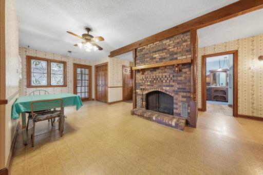 851 450th Street, Kenyon, MN 55946