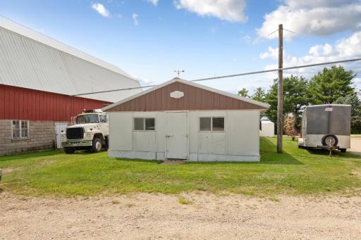 851 450th Street, Kenyon, MN 55946