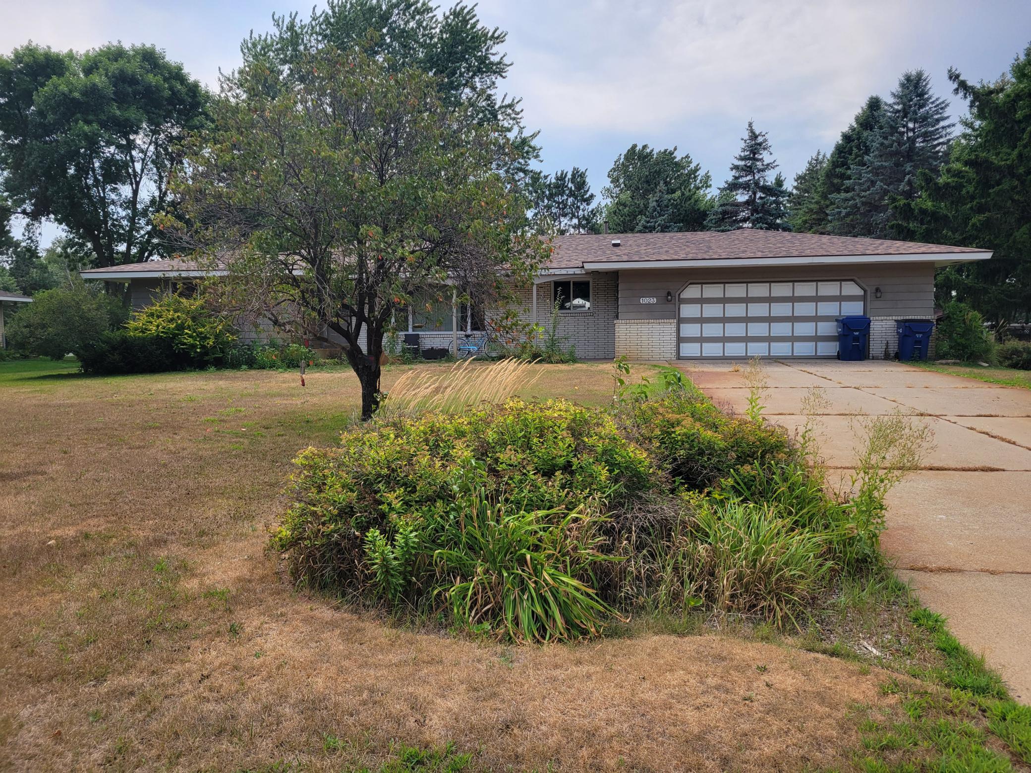 Property photo for 1023 Bromo Avenue, Saint Cloud, MN 56303