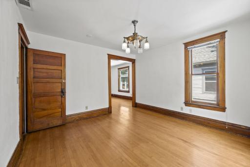 505 8th front room new2.jpg