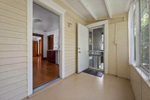 505 8th back porch new2.jpg